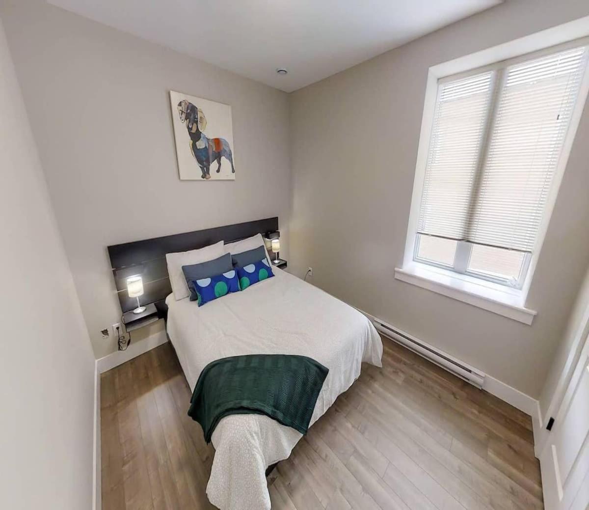 Premium Condo Heart Of Uptown Location Parking Coffee Saint John Exterior foto